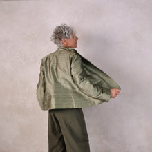Carica l'immagine nel visualizzatore di Gallery, Giacca collo coreana in seta - Pezzo Unico