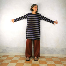 Carica l'immagine nel visualizzatore di Gallery, Abito morbido in maglina di lana - Pezzo Unico