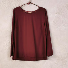 Carica l'immagine nel visualizzatore di Gallery, Camicia dritta color barolo- Pezzo Unico