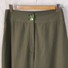 Carica l'immagine nel visualizzatore di Gallery, Pantalone con bottoni in cotone lavato - Pezzo Unico