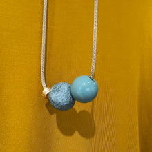 Carica l'immagine nel visualizzatore di Gallery, Collana Ecofriendly con due sfere