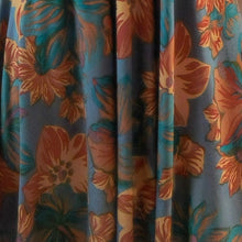 Carica l'immagine nel visualizzatore di Gallery, Tuta con scollo dietro