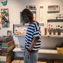 Carica l'immagine nel visualizzatore di Gallery, Maglietta a maniche corte in cotone a rigoni