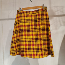 Carica l'immagine nel visualizzatore di Gallery, Gonna tartan - Pezzo Unico
