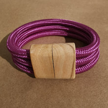 Carica l'immagine nel visualizzatore di Gallery, Bracciale Ecofriendly (3 cavi) in cavo elettrico rivestito e legno