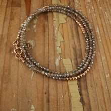 Carica l'immagine nel visualizzatore di Gallery, Bracciale in labradorite e argento rosato - Pezzo unico