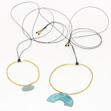 Carica l'immagine nel visualizzatore di Gallery, Collana con pendente con elemento ossidato - Pezzo Unico