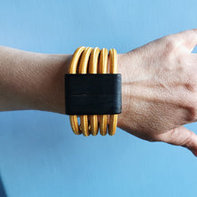 Carica l'immagine nel visualizzatore di Gallery, Bracciale Ecofriendly (5 cavi) in cavo elettrico rivestito e legno
