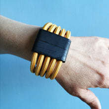 Carica l'immagine nel visualizzatore di Gallery, Bracciale Ecofriendly (5 cavi) in cavo elettrico rivestito e legno