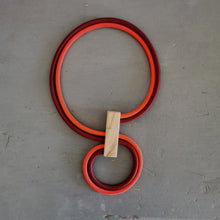 Carica l'immagine nel visualizzatore di Gallery, Collana girocollo (mobile) in cavo elettrico rivestito e legno