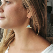 Carica l'immagine nel visualizzatore di Gallery, Orecchino minimal in argento, rame e ottone, varie forme - Pezzo unico