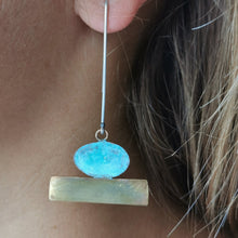Carica l'immagine nel visualizzatore di Gallery, Orecchino minimal in argento, rame e ottone, varie forme - Pezzo unico