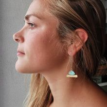 Carica l'immagine nel visualizzatore di Gallery, Orecchino minimal in argento, rame e ottone, varie forme - Pezzo unico