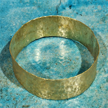 Carica l'immagine nel visualizzatore di Gallery, Bracciale di ottone serie texture - Pezzo unico