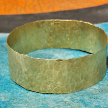 Carica l'immagine nel visualizzatore di Gallery, Bracciale di ottone serie texture - Pezzo unico