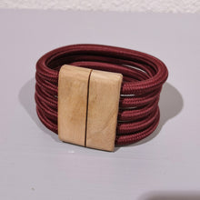 Carica l'immagine nel visualizzatore di Gallery, Bracciale Ecofriendly (5 cavi) in cavo elettrico rivestito e legno