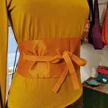 Carica l'immagine nel visualizzatore di Gallery, Cintura Obi in seta - Pezzo Unico