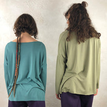 Carica l'immagine nel visualizzatore di Gallery, Maglietta larga in jersey di bambù - pezzo unico