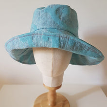 Carica l'immagine nel visualizzatore di Gallery, Cappello in tessuto modello a falda larga, più varianti - Pezzo unico