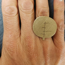 Carica l'immagine nel visualizzatore di Gallery, Anello albero grande, in ottone