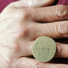 Carica l'immagine nel visualizzatore di Gallery, Anello albero grande, in ottone
