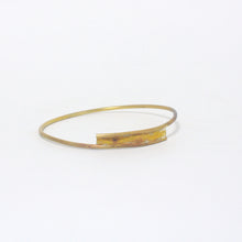 Carica l'immagine nel visualizzatore di Gallery, Bracciale minimal in ottone
