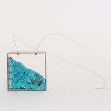 Carica l'immagine nel visualizzatore di Gallery, Collana in rame con pendente quadrato - Pezzo Unico