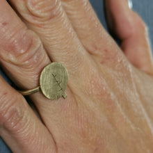 Carica l'immagine nel visualizzatore di Gallery, Anello albero piccolo in ottone