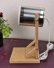 Carica l'immagine nel visualizzatore di Gallery, Lampada Ecofriendly da barattolo di latta di pelati