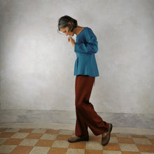 Carica l&#39;immagine nel visualizzatore di Gallery, pantalone dritto lana ruggine -pezzo unico
