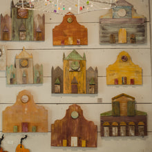Carica l'immagine nel visualizzatore di Gallery, facciate di chiese di Firenze  in legno di riciclo - pezzo unico
