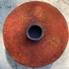 Carica l'immagine nel visualizzatore di Gallery, vaso in carta pesta n 4 - pezzo unico
