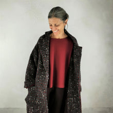 Carica l'immagine nel visualizzatore di Gallery, Cappotto di lana bouclè - Pezzo Unico
