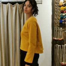 Carica l'immagine nel visualizzatore di Gallery, Maglia di felpa - Pezzo Unico
