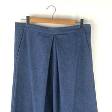 Carica l'immagine nel visualizzatore di Gallery, Pantalone largo con piega in jeans
