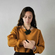 Carica l&#39;immagine nel visualizzatore di Gallery, Camicia dritta in lana  - Pezzo Unico
